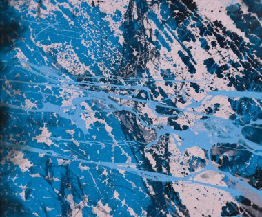 Metin için yeri olan boya lekeleriyle soyut arkaplan