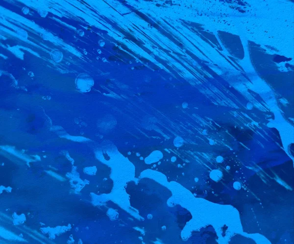 Metin için yeri olan boya lekeleriyle soyut arkaplan      