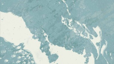 Arkaplanda soyut renkli lekeler