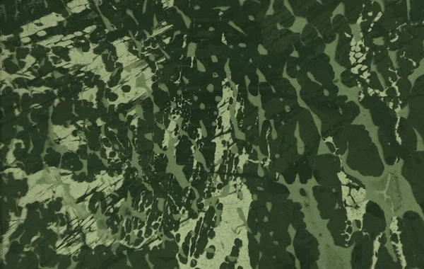 Metin için yeri olan boya lekeleriyle soyut arkaplan