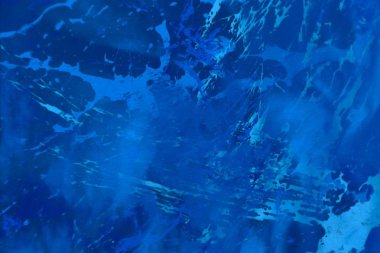 Arkaplanda soyut renkli lekeler