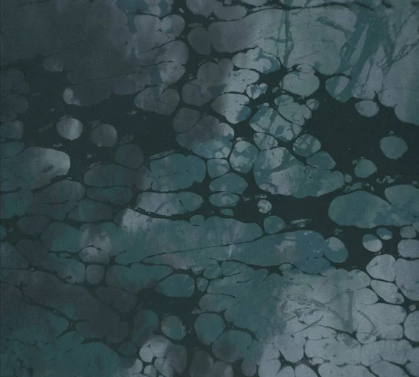 Metin için yeri olan boya lekeleriyle soyut arkaplan