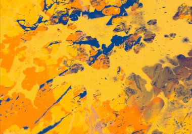 Metin için yeri olan boya lekeleriyle soyut arkaplan   