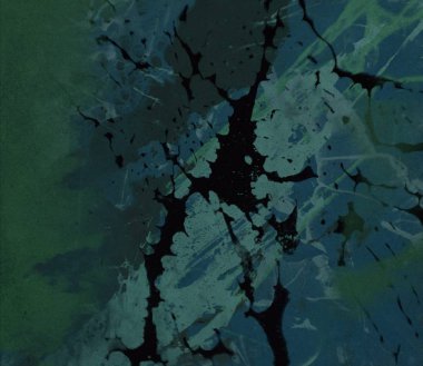 Metin için yeri olan boya lekeleriyle soyut arkaplan