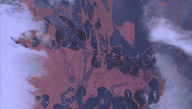 Metin için yeri olan boya lekeleriyle soyut arkaplan