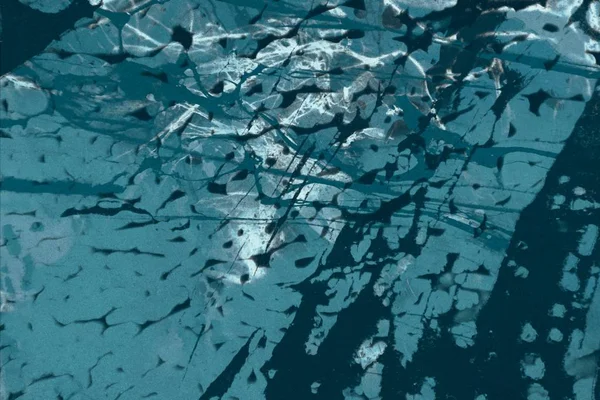 Metin için yeri olan boya lekeleriyle soyut arkaplan  