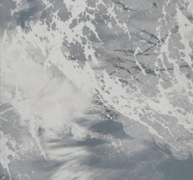 Metin için yeri olan boya lekeleriyle soyut arkaplan