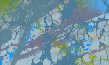 Metin için yeri olan boya lekeleriyle soyut arkaplan