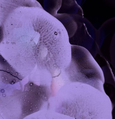 Soyut rastgele şekiller. 2D illüstrasyon arka planı. Düz beton duvarda sanatsal modern sanat kalıpları. Kabataslak boyalı yüzey. El yapımı fırça darbeleri.