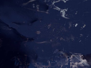 Beton duvara soyut boyama zemini. 2d illüstrasyon. Çeşitli renkli desenler el düz yüzeye boyanmış. Boyalı pürüzlü yüzey. El yapımı fırça darbeleri.