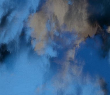 2d illüstrasyon. Beton düz duvar grafiti fon. Modern sanat tarzı. Çok renkli şekil ler ve desenler. El yapımı sprey resimleri. Boyalı pürüzlü yüzey. El yapımı fırça darbeleri.