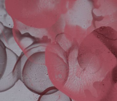 2d illüstrasyon. Beton düz duvar grafitisi. Modern sanat tarzı. Çok renkli şekil ler ve desenler. El yapımı sprey resimleri. Boyalı pürüzlü yüzey. Fırça darbeleri.     