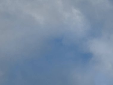 soyut grunge bulutlar, kopya alanı ile renkli arka plan