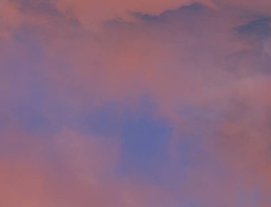 soyut grunge bulutlar, kopya alanı ile renkli arka plan