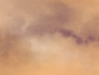 soyut grunge bulutlar, kopya alanı ile renkli arka plan