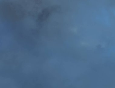 soyut grunge bulutlar, kopya alanı ile renkli arka plan