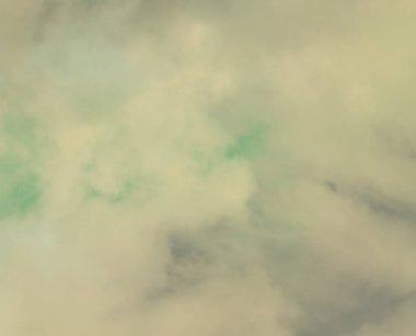 soyut grunge bulutlar, kopya alanı ile renkli arka plan