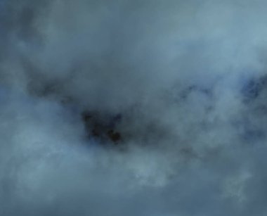 soyut grunge bulutlar, kopya alanı ile renkli arka plan