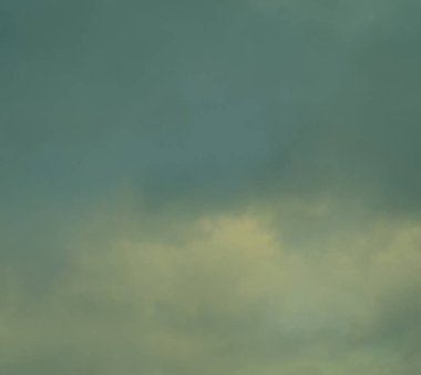 soyut grunge bulutlar, kopya alanı ile renkli arka plan