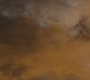 soyut grunge bulutlar, kopya alanı ile renkli arka plan