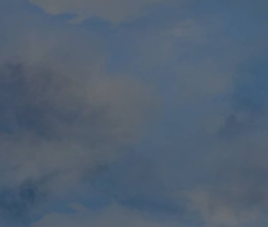 soyut grunge bulutlar, kopya alanı ile renkli arka plan