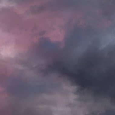 soyut grunge bulutlar, kopya alanı ile renkli arka plan