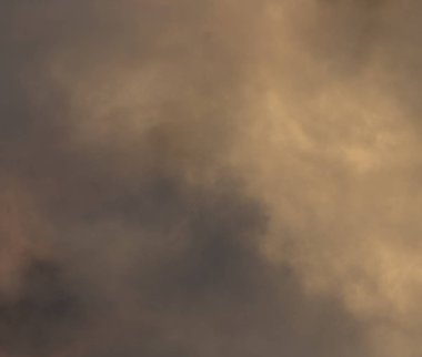 soyut grunge bulutlar, kopya alanı ile renkli arka plan