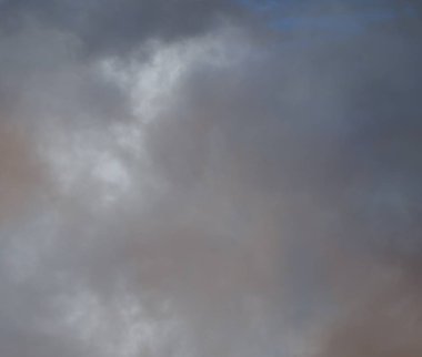 soyut grunge bulutlar, kopya alanı ile renkli arka plan