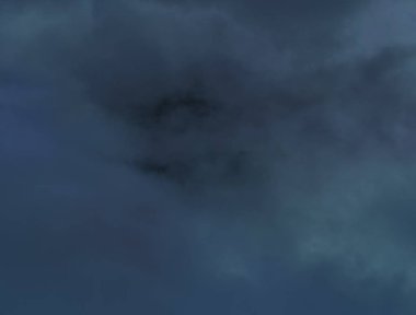 soyut grunge bulutlar, kopya alanı ile renkli arka plan