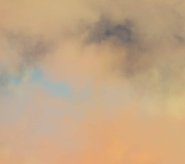 soyut grunge bulutlar, kopya alanı ile renkli arka plan