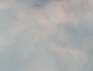 soyut grunge bulutlar, kopya alanı ile renkli arka plan