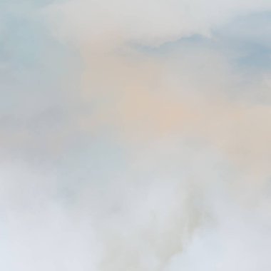 soyut grunge bulutlar, kopya alanı ile renkli arka plan