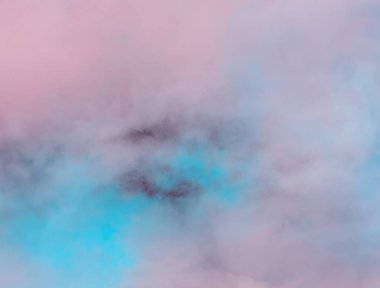 soyut grunge bulutlar, kopya alanı ile renkli arka plan