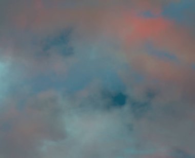 soyut grunge bulutlar, kopya alanı ile renkli arka plan