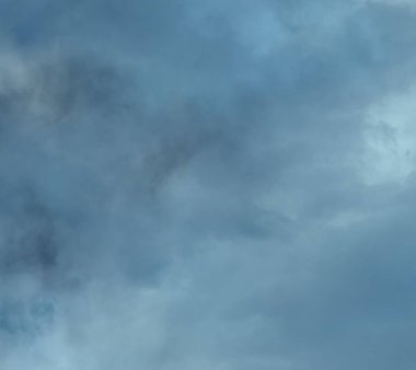 soyut grunge bulutlar, kopya alanı ile renkli arka plan