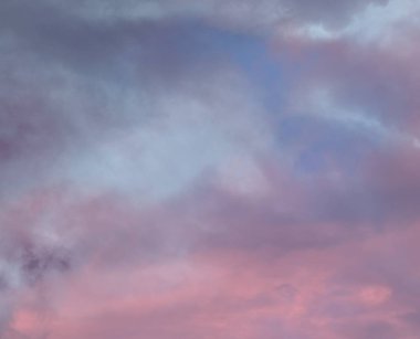 soyut grunge bulutlar, kopya alanı ile renkli arka plan