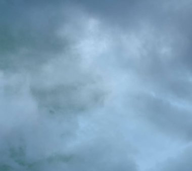 soyut grunge bulutlar, kopya alanı ile renkli arka plan