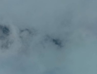 soyut grunge bulutlar, kopya alanı ile renkli arka plan