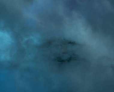 soyut grunge bulutlar, kopya alanı ile renkli arka plan