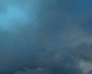 soyut grunge bulutlar, kopya alanı ile renkli arka plan