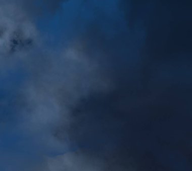 soyut grunge bulutlar, kopya alanı ile renkli arka plan