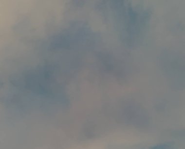 soyut grunge bulutlar, kopya alanı ile renkli arka plan