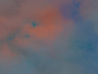 soyut grunge bulutlar, kopya alanı ile renkli arka plan