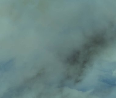 soyut grunge bulutlar, kopya alanı ile renkli arka plan