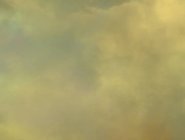 soyut grunge bulutlar, kopya alanı ile renkli arka plan