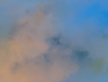 soyut grunge bulutlar, kopya alanı ile renkli arka plan