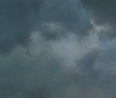 soyut grunge bulutlar, kopya alanı ile renkli arka plan