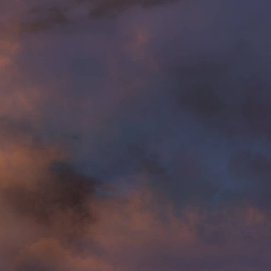 soyut grunge bulutlar, kopya alanı ile renkli arka plan