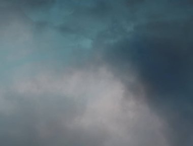 soyut grunge bulutlar, kopya alanı ile renkli arka plan