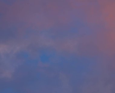 soyut grunge bulutlar, kopya alanı ile renkli arka plan